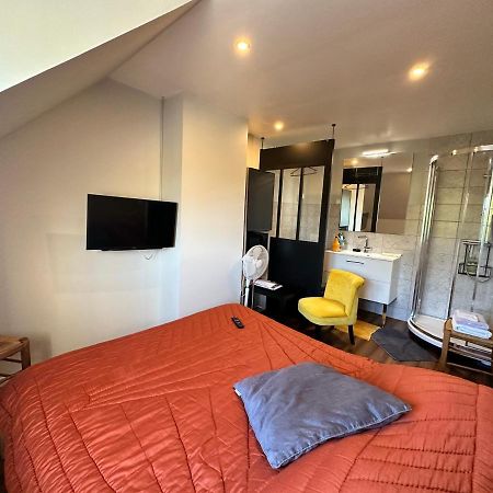 Chambre Chez Alain Et Armelle Avoine Luaran gambar